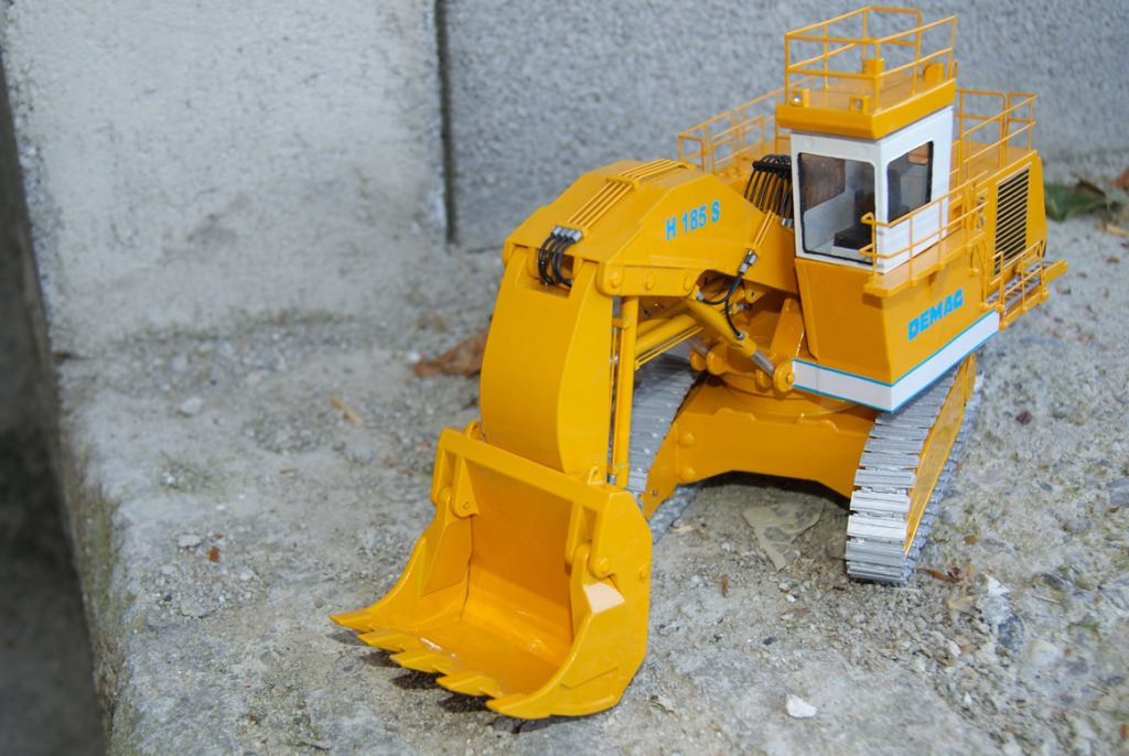 DEMAG H185S BUTTE (600)€